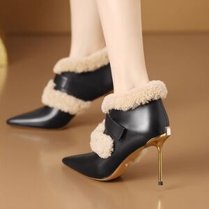 women shoes Heels